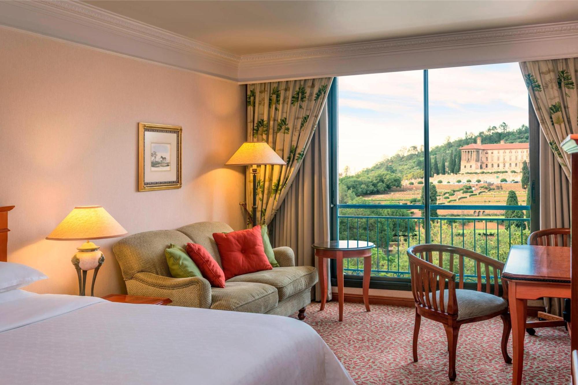 Ct Hotel Pretoria Exterior photo Deluxe room