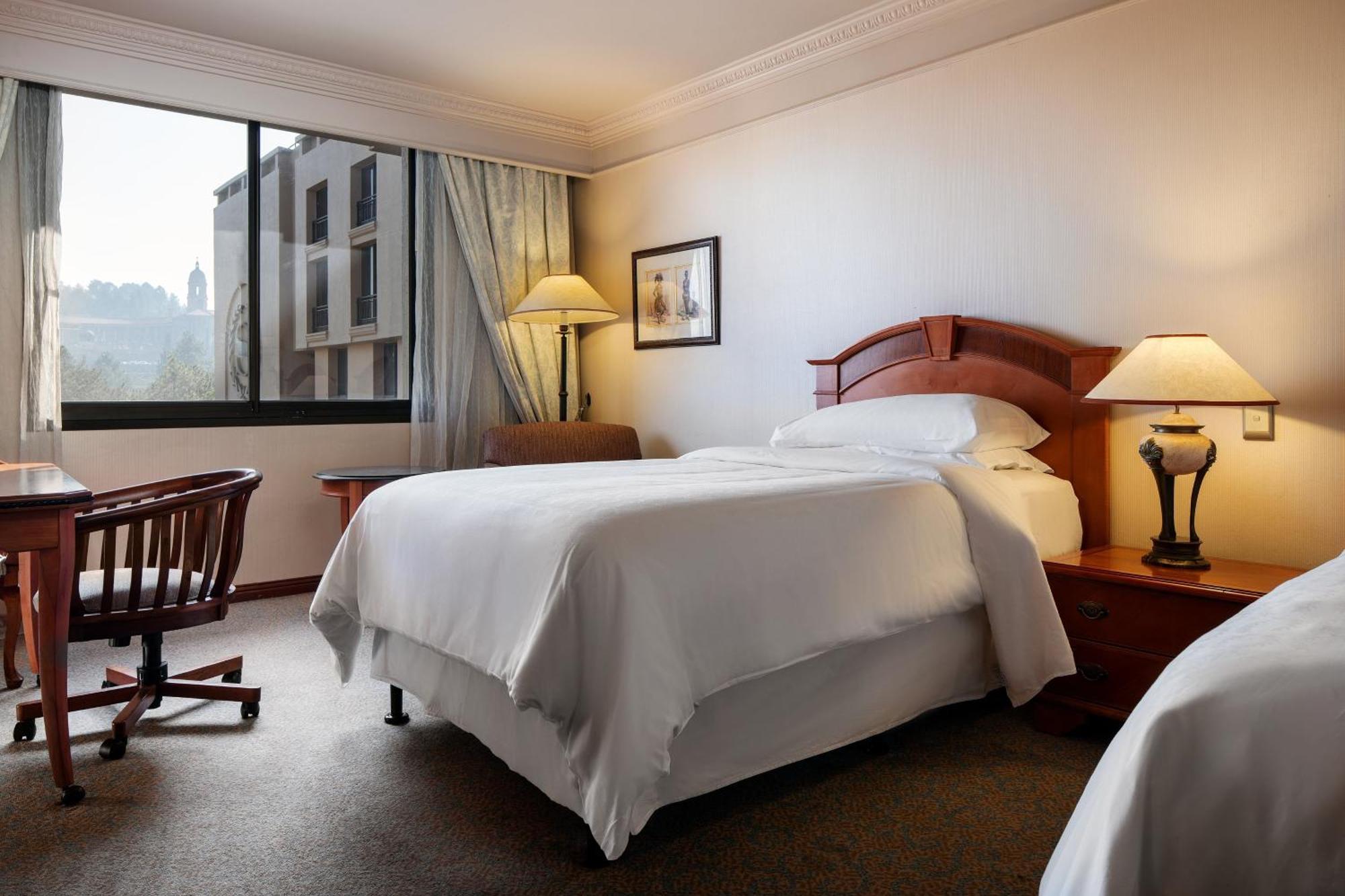 Ct Hotel Pretoria Exterior photo Deluxe room
