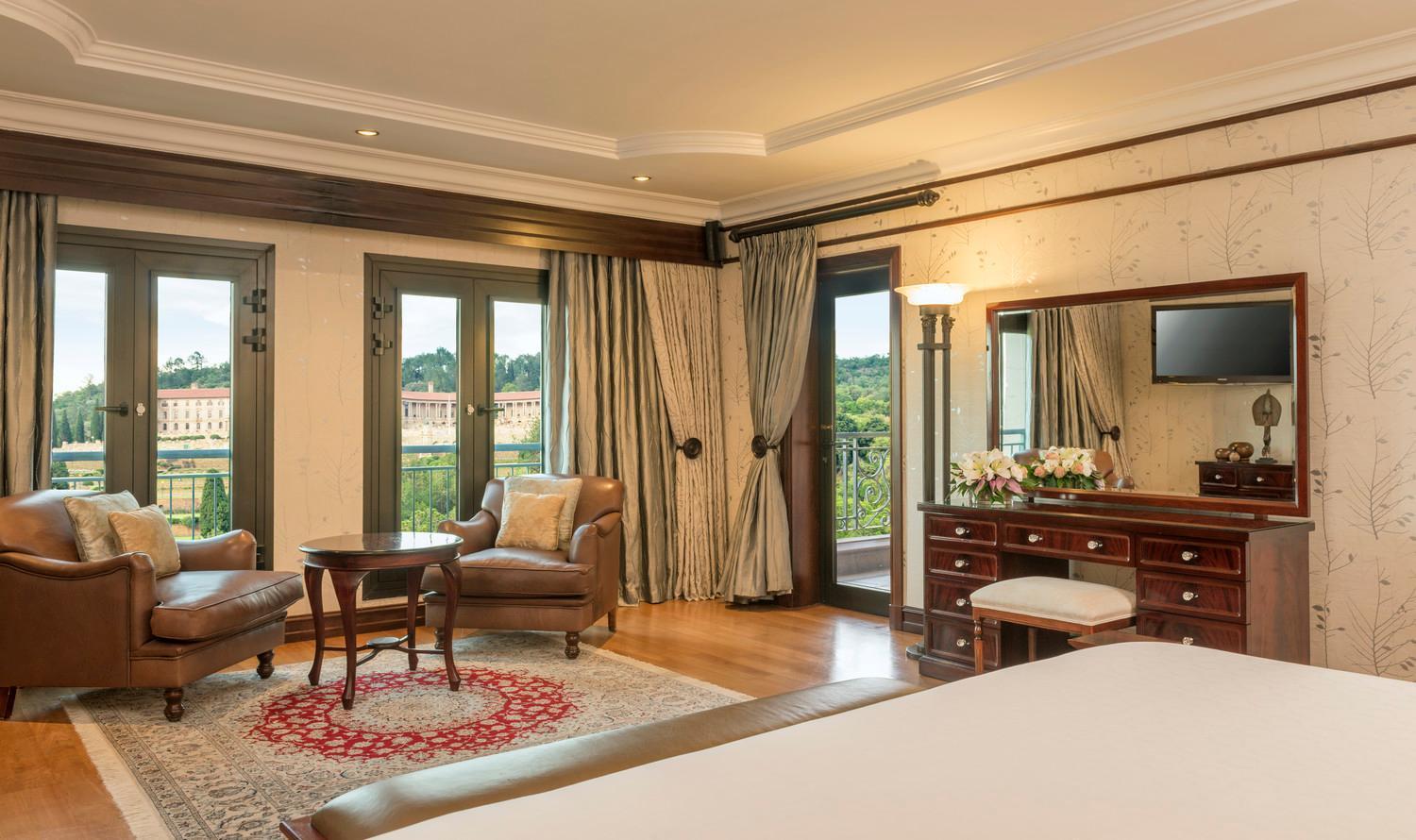 Ct Hotel Pretoria Exterior photo A suite at the Taj Bengal